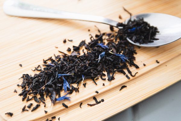 Organic loose leaf earl grey tea with blue cornflower by Tokki Tea Portugal