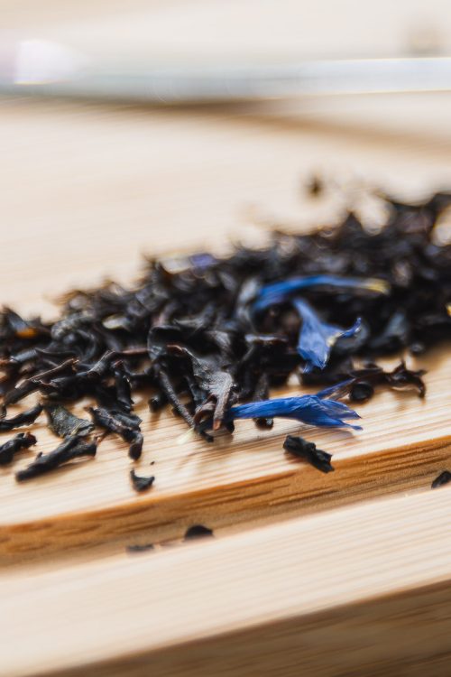 Organic loose leaf earl grey tea with blue cornflower by Tokki Tea Portugal